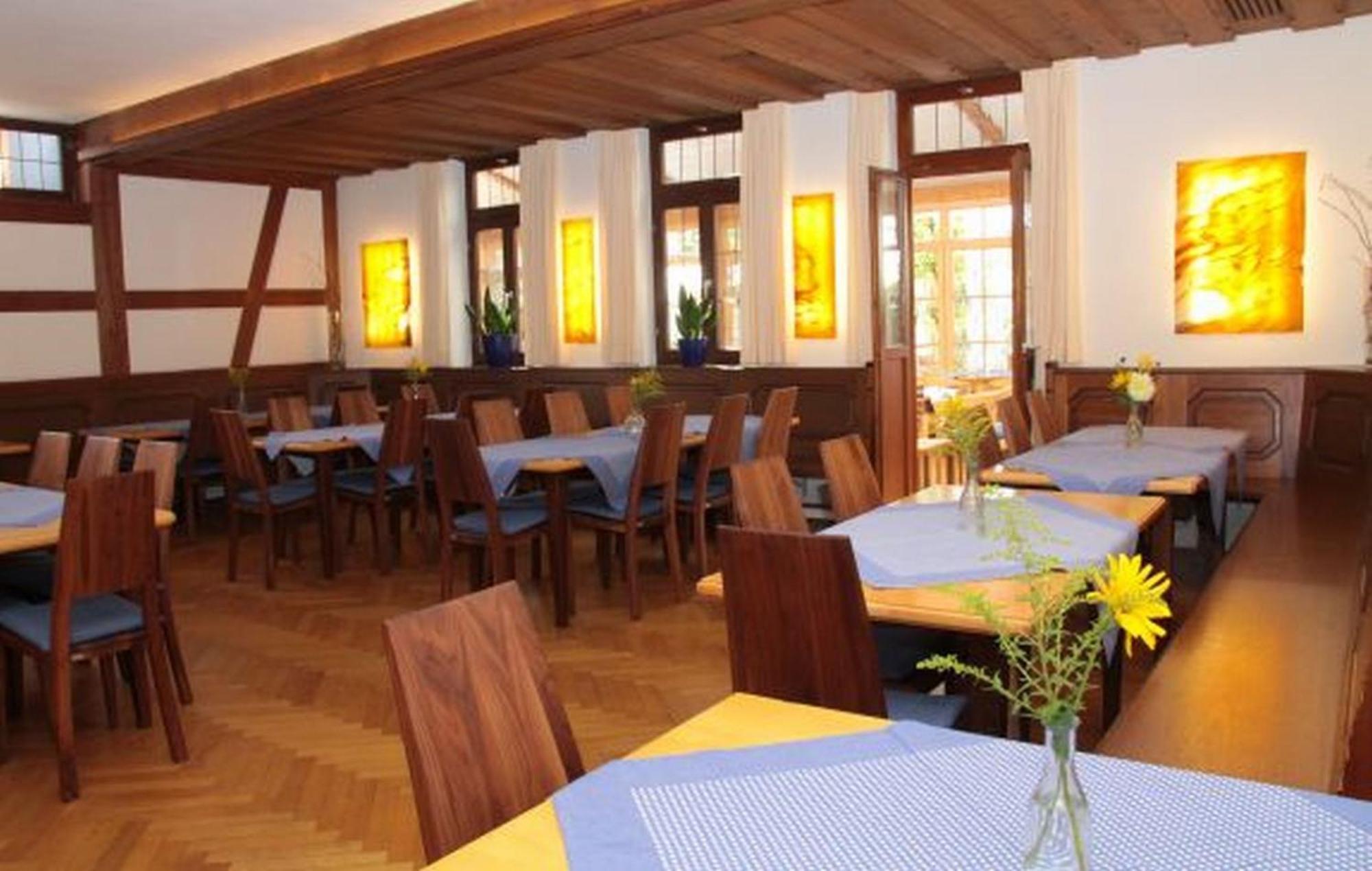 Karpfenhotel & Herrenhaus Im Gasthaus Sindel-Buckel Feuchtwangen Εξωτερικό φωτογραφία